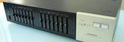 Pioneer A9 Amp